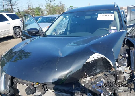 2019 Nissan Rogue Sv z USA, uszkodzony, nr VIN JN8AT2MV5KW375092